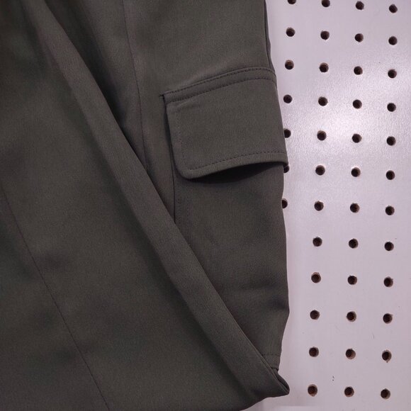 Gemma & Jane Flowy Cargos, Polyester Feel, Size Small - Picture 5 of 8